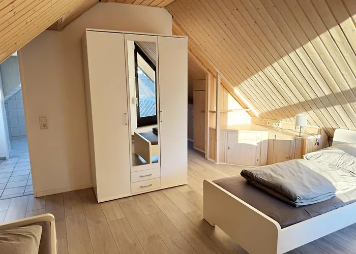 House In * Bergisch Gladbach